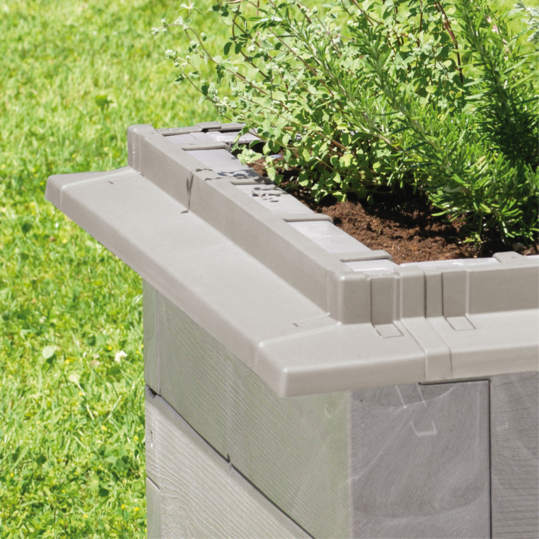 Raised bed Timber snail edges with corners