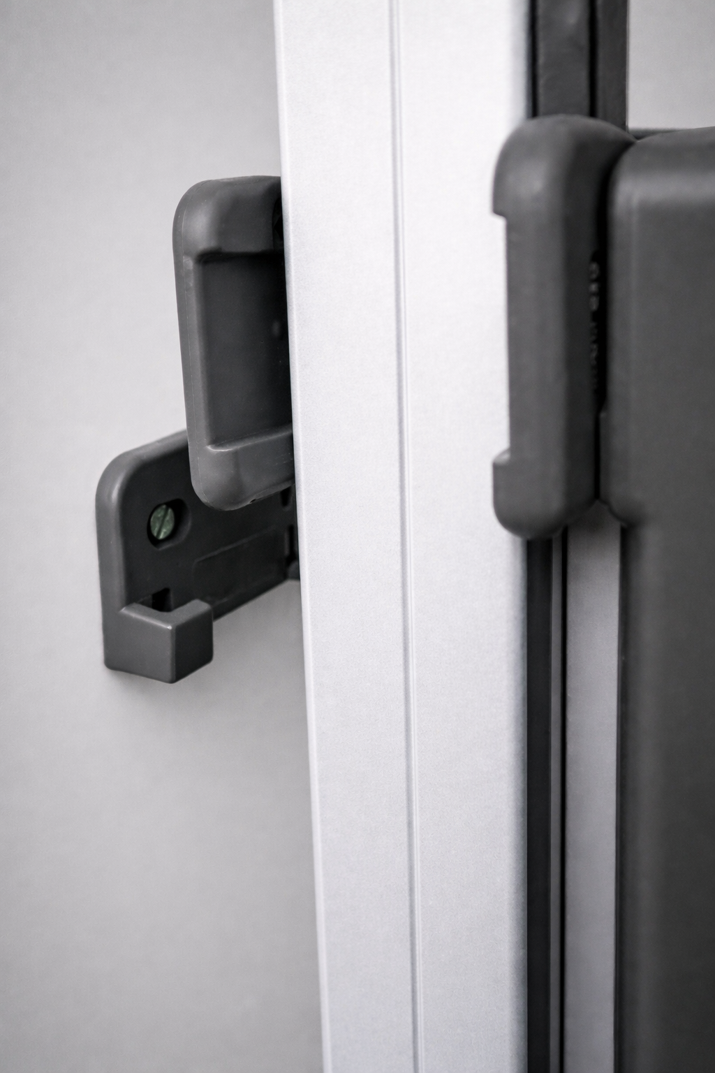 Wall mount TWIST 140 gray